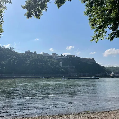 Auszeit Fuer Geniesser Am Mittelrhein, Koblenz *