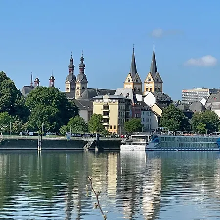 Apartment Auszeit Fuer Geniesser Am Mittelrhein, Koblenz *